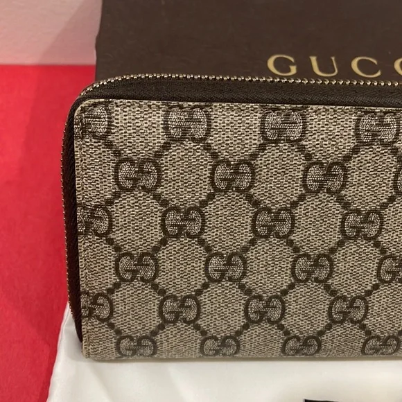 Sold‼️‼️Authentic Gucci Monogram Long Zippy Wallet💓 - Picture 10 of 17